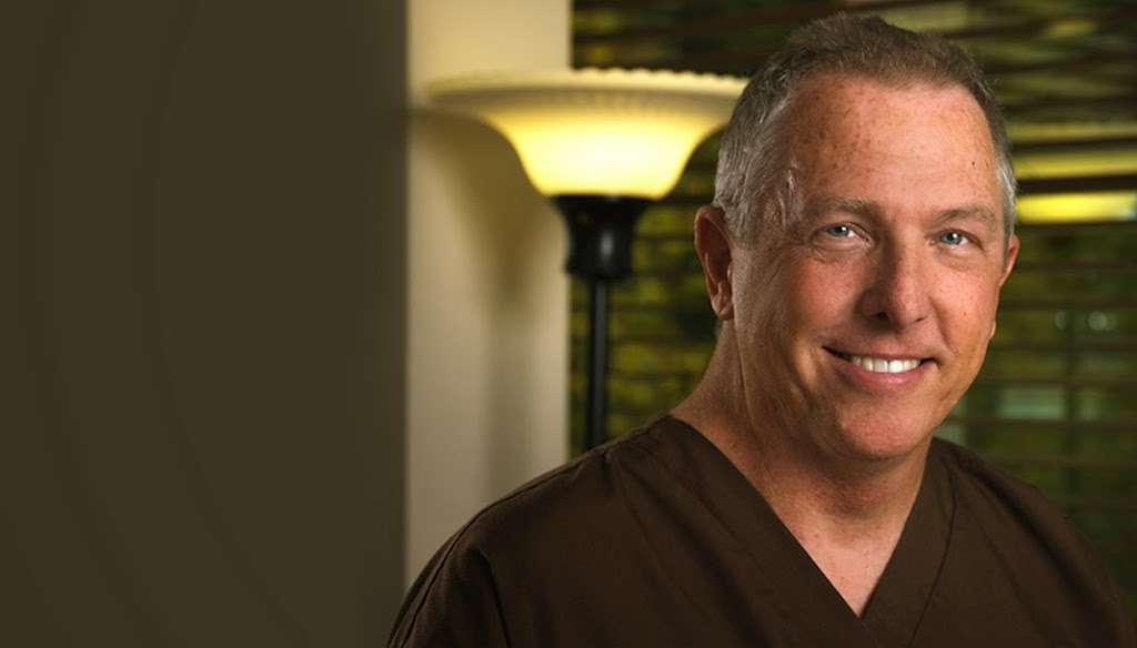 Steven E. Lynn, DDS | 2920 S McIntire Dr #200, Bloomington, IN 47403, USA | Phone: (812) 323-8112