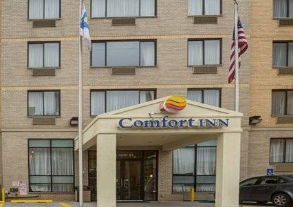Comfort Inn Sunset Park / Park Slope | 353 38th St, Brooklyn, NY 11232, USA | Phone: (718) 369-7171