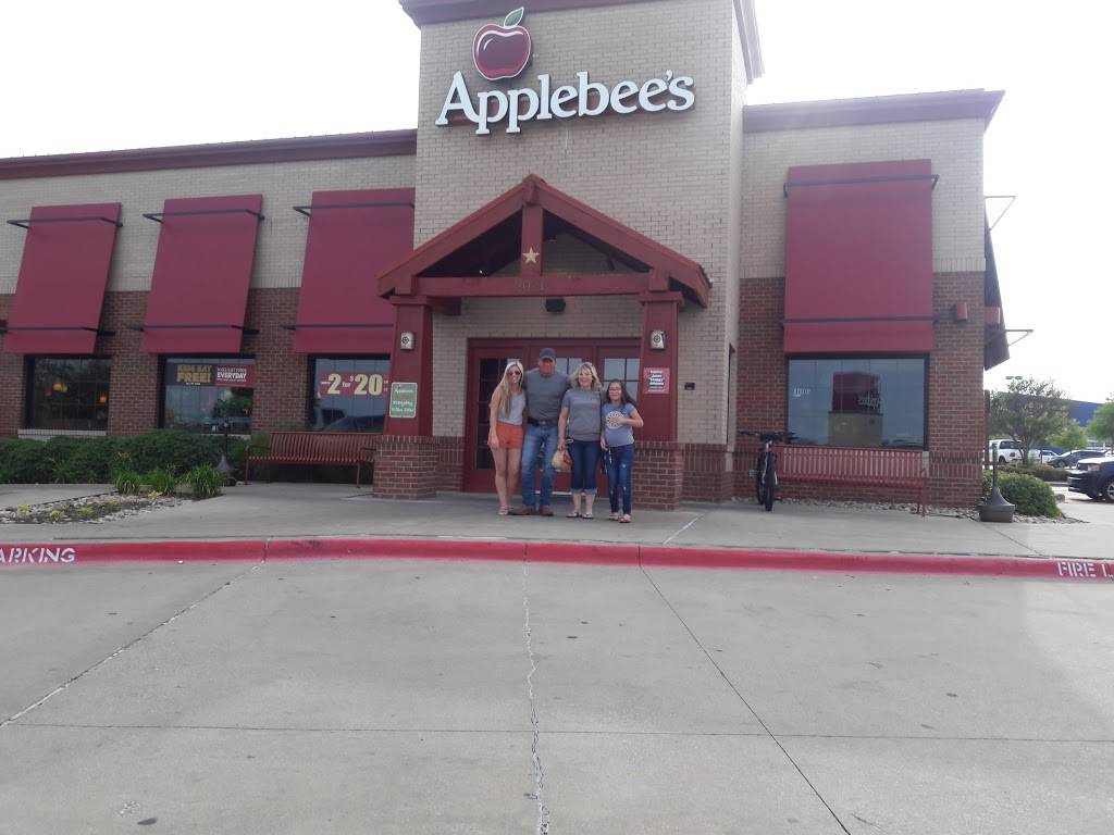 Applebees Grill + Bar | 2021 U.S. 287 Frontage Rd, Mansfield, TX 76063, USA | Phone: (682) 518-7456