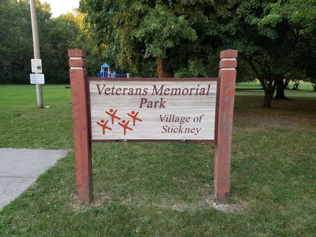 Veterans Memorial Park | 4101 Ridgeland Ave, Stickney, IL 60402
