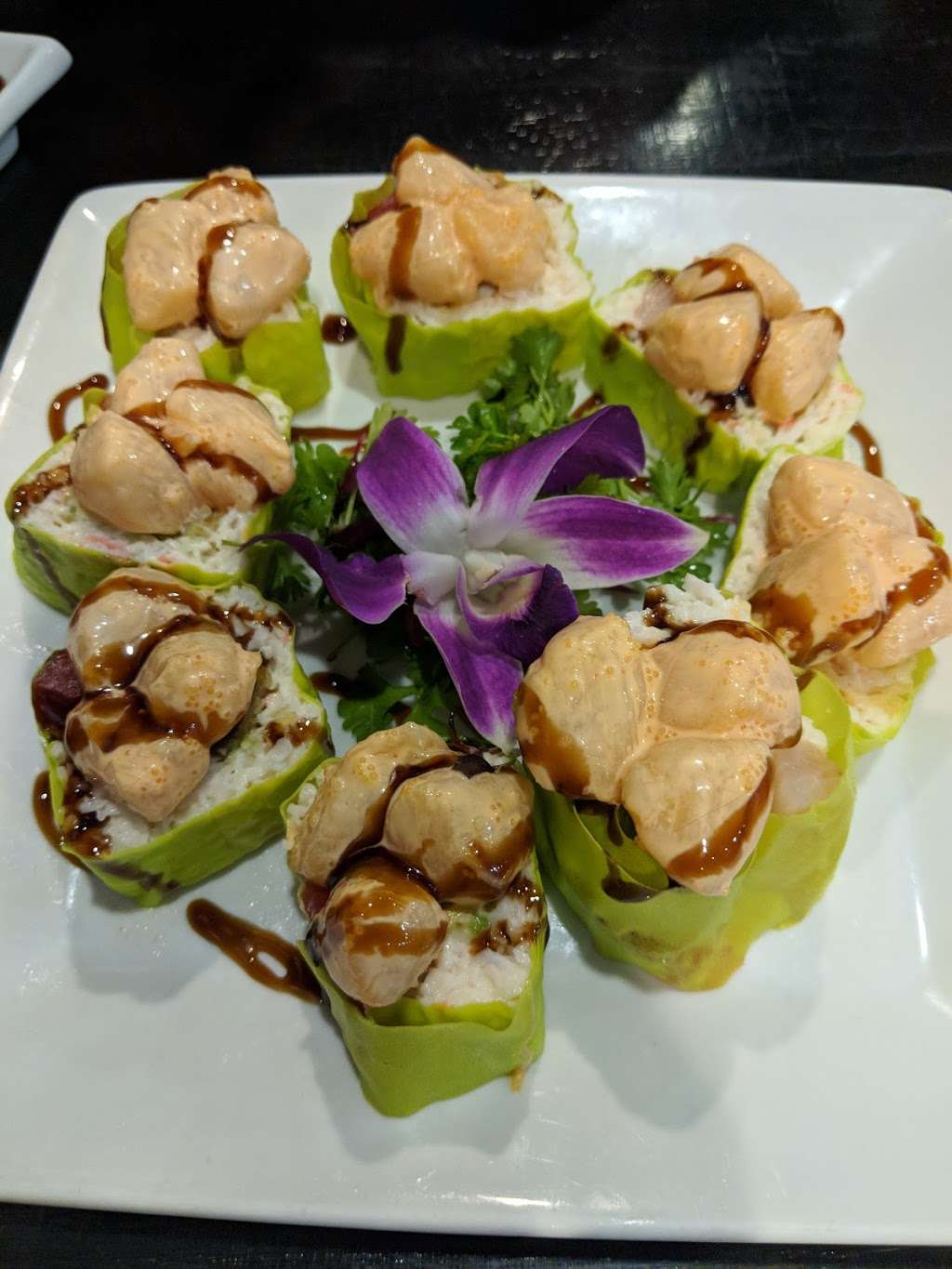 Ika Sushi & Grill | 2322 Proctor Valley Rd, Chula Vista, CA 91914, USA | Phone: (619) 941-2133