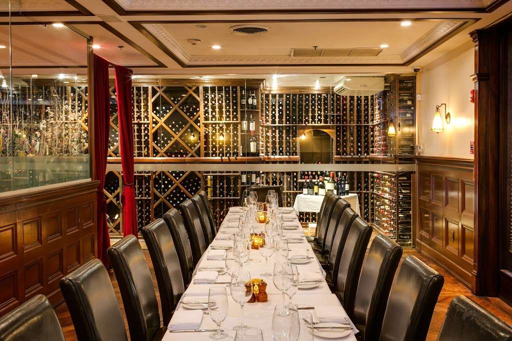 Benjamin Steak House | 610 Hartsdale Rd, White Plains, NY 10607, USA | Phone: (914) 428-6868