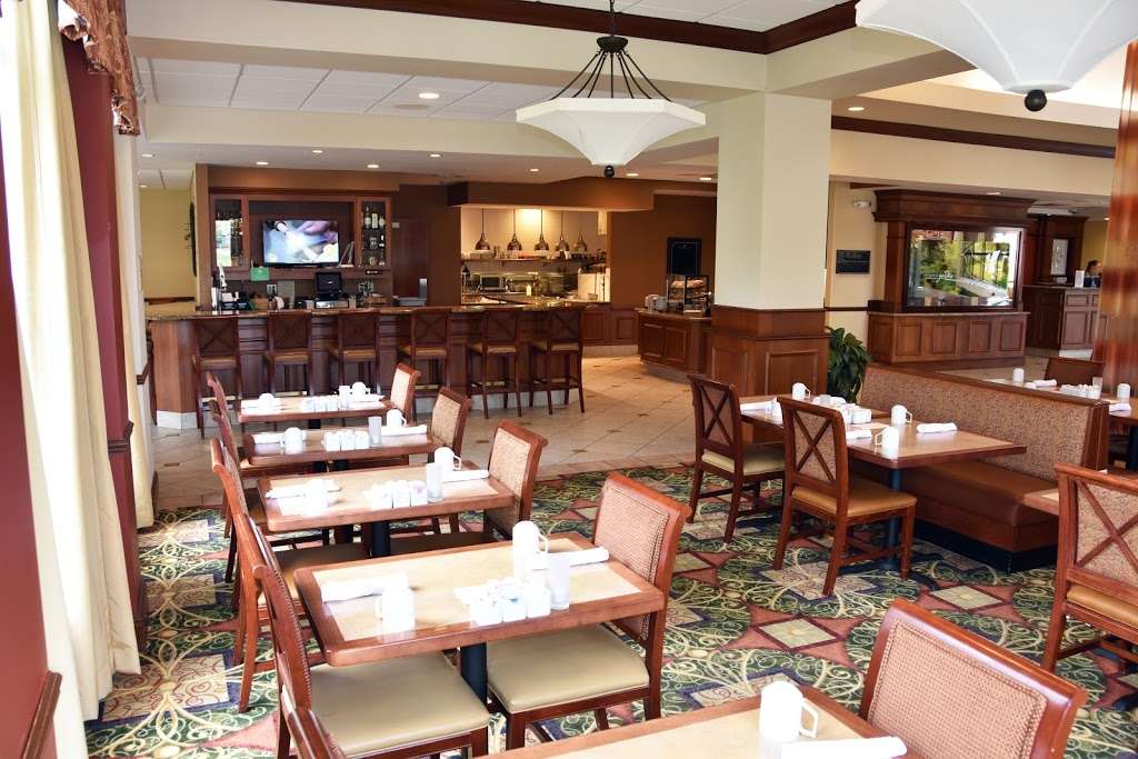 Hilton Garden Inn Oconomowoc | 1443 Pabst Farms Blvd, Oconomowoc, WI 53066, USA | Phone: (262) 200-2222