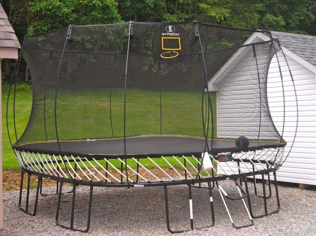 Best In Backyards 391 Main St Monroe Ct 06468 Usa