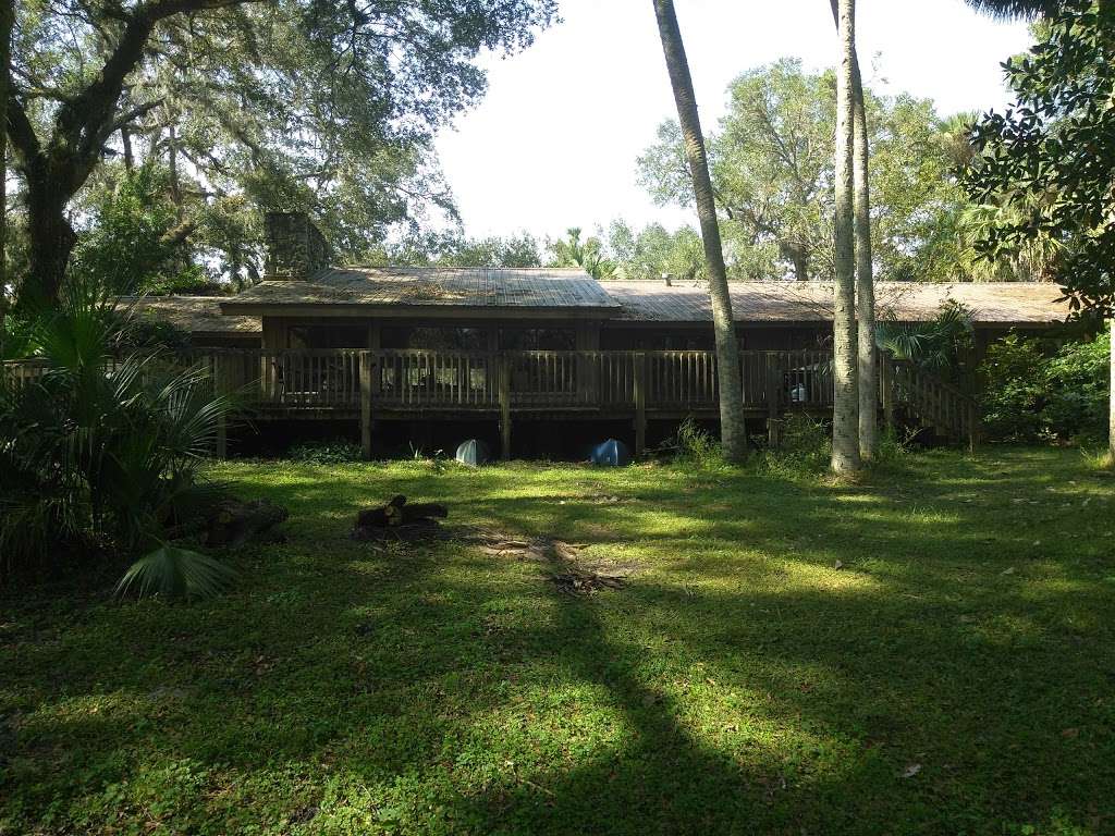 The Hammock House On Wekiva River | 30218 Wekiva River Rd, Sorrento, FL 32776, USA | Phone: (352) 266-9326