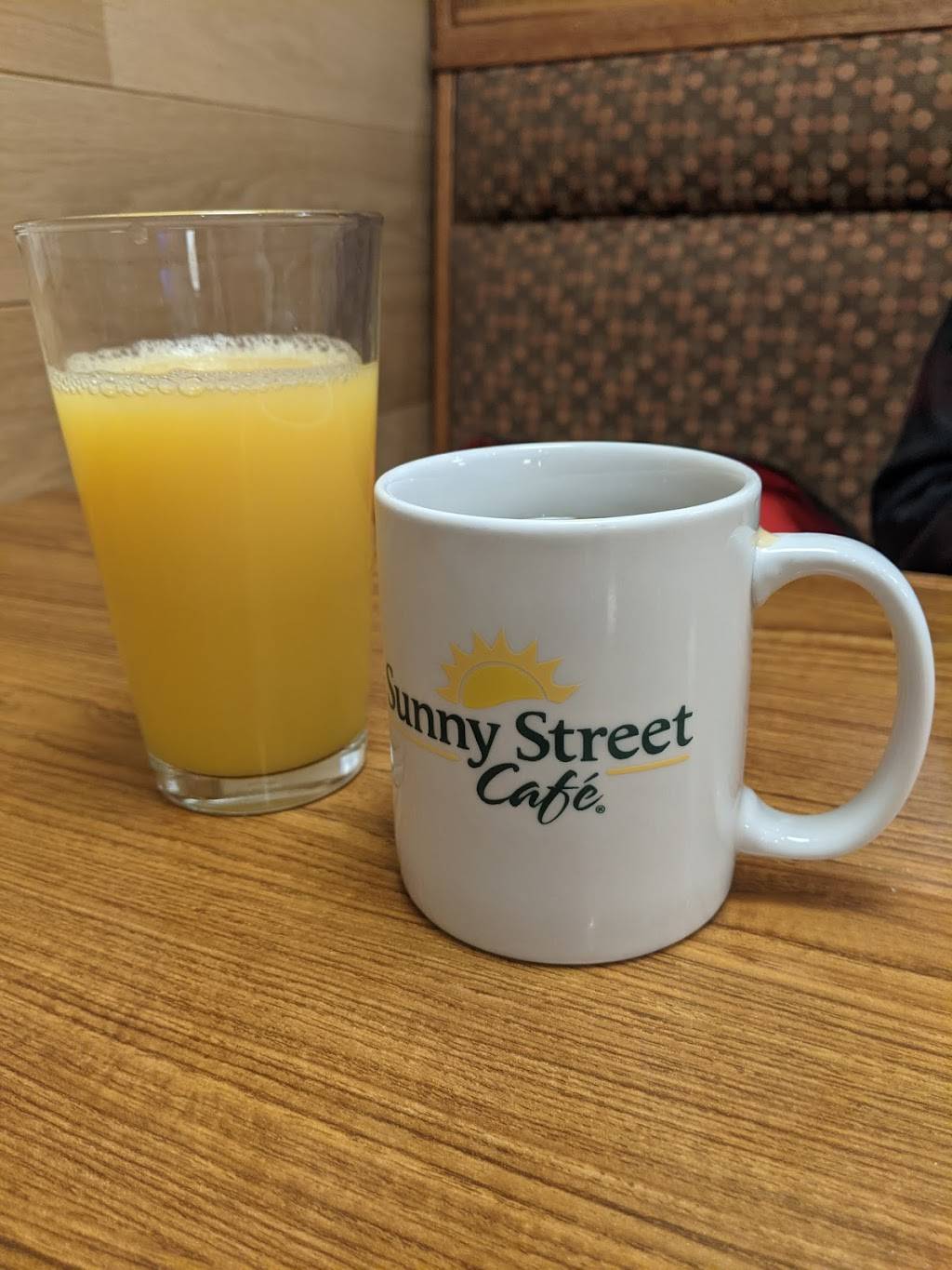 Sunny Street Café | 7573 Sawmill Rd, Dublin, OH 43016, USA | Phone: (614) 932-7008