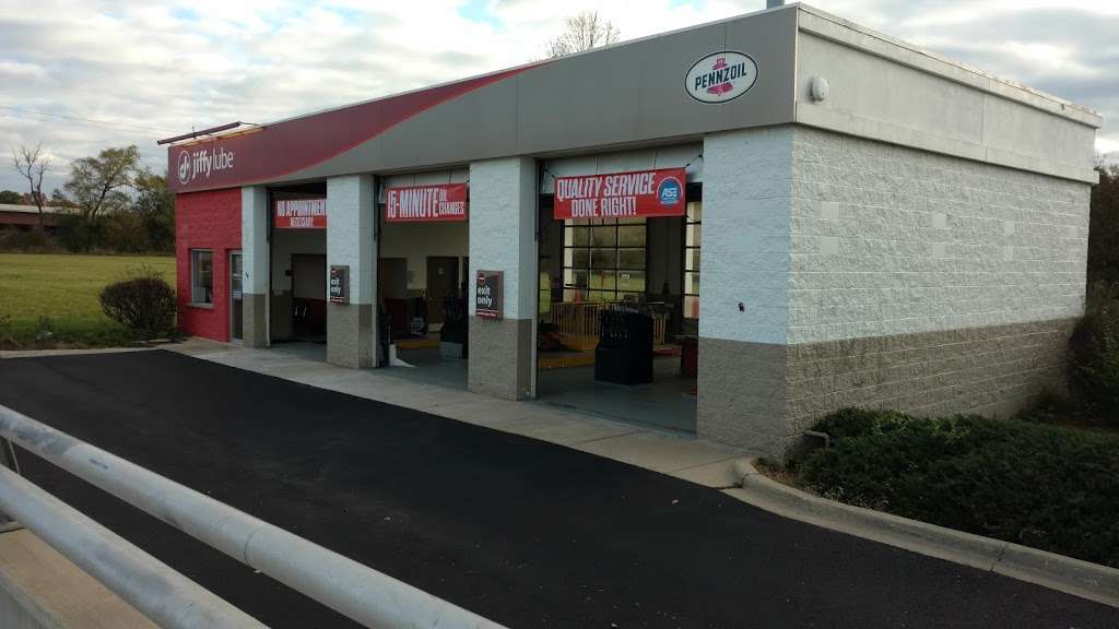 Jiffy Lube | 445 S McLean Blvd, Elgin, IL 60123, USA | Phone: (847) 622-1500