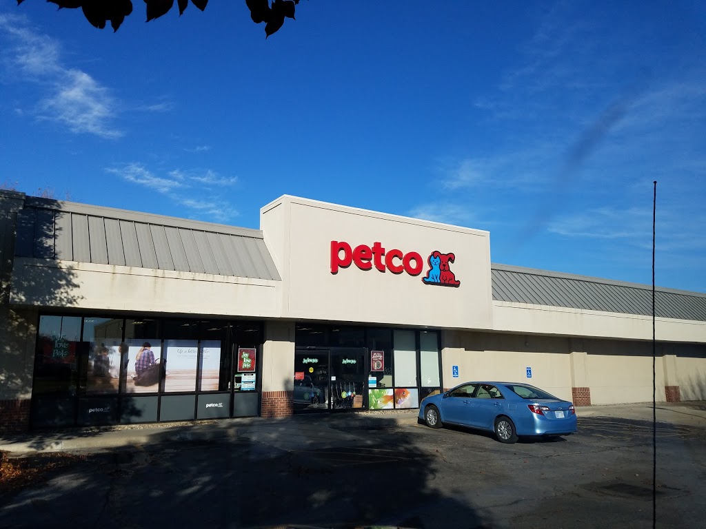 Petco | 3115 Iowa St, Lawrence, KS 66046, USA | Phone: (785) 865-2300