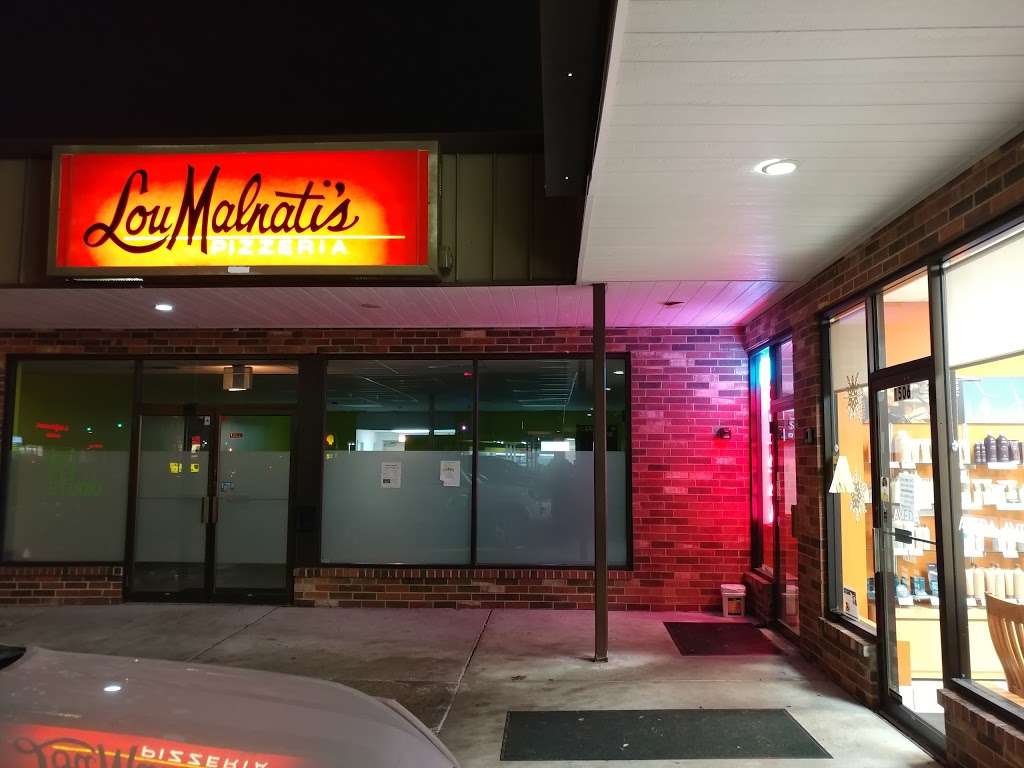 Lou Malnatis Pizzeria | 1504 North Elmhurst Road (Route 83 &, E Camp McDonald Rd, Mt Prospect, IL 60056 | Phone: (847) 590-1900