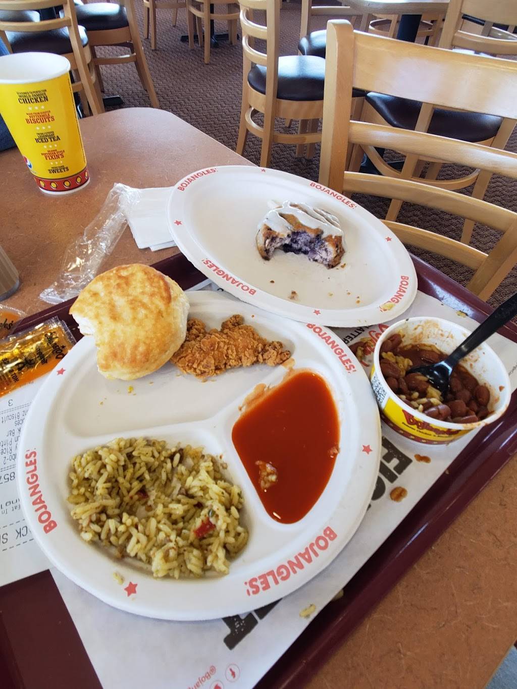 Bojangles | 1880 Gadsden Hwy, Birmingham, AL 35235, USA | Phone: (205) 655-8600