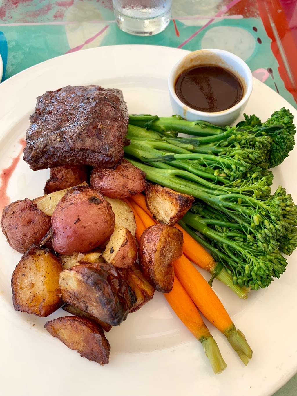 Geoffreys | 27400 Pacific Coast Hwy, Malibu, CA 90265, USA | Phone: (310) 457-1519