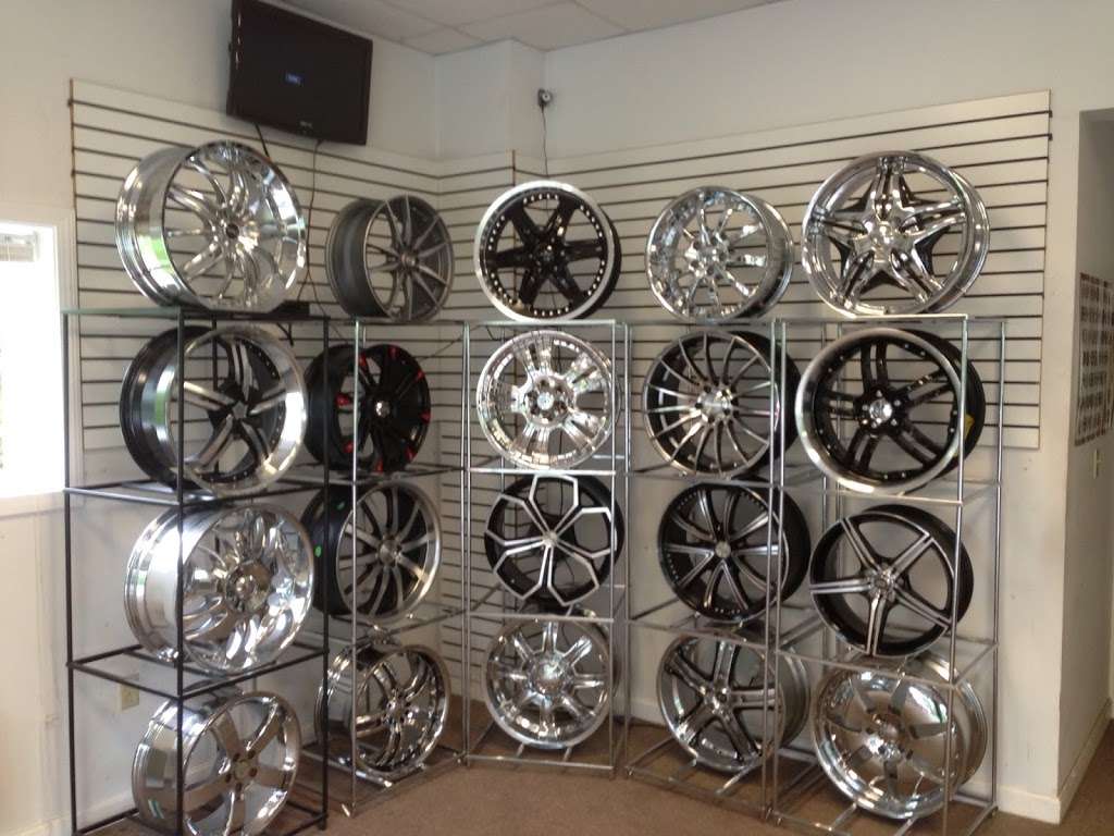 New England Rims & Tires | 484 Bedford St, East Bridgewater, MA 02333, USA | Phone: (508) 378-3269