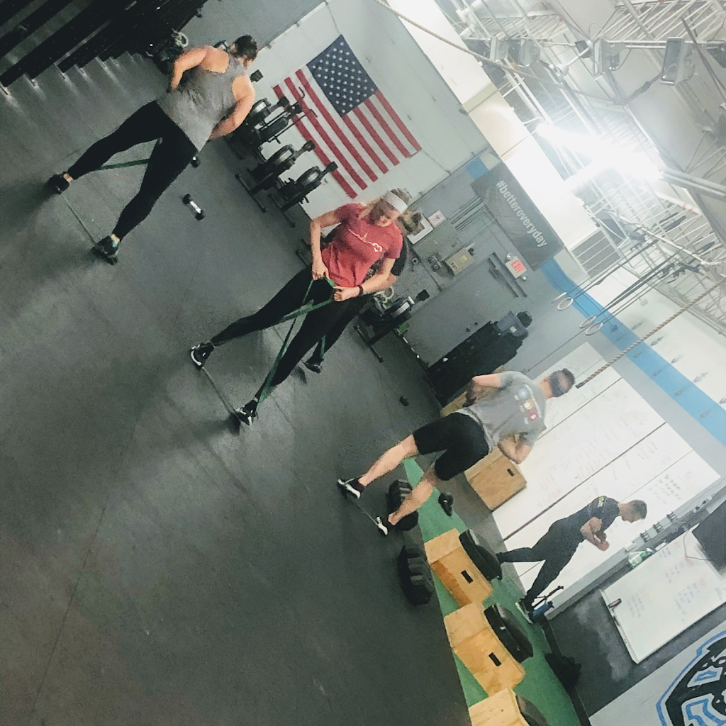 CrossFit Minnetonka | 2806 Hedberg Dr, Minnetonka, MN 55305, USA | Phone: (612) 351-1611