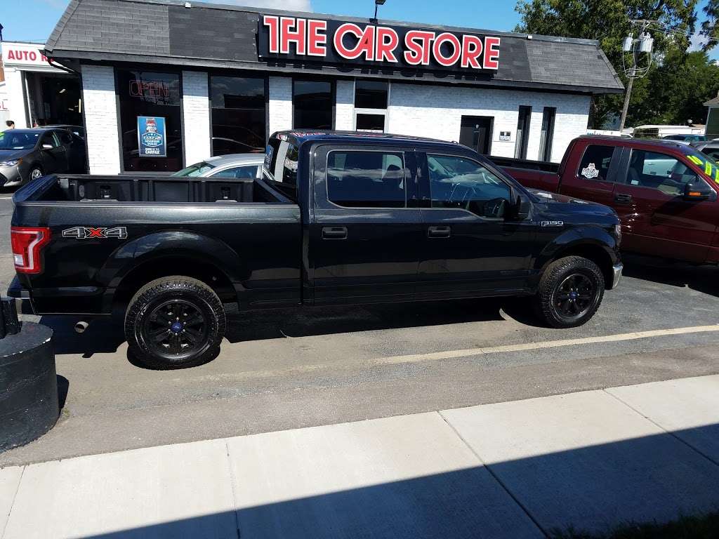 The Car Store Auto Corp, 207 S Lake St, Aurora, IL 60506