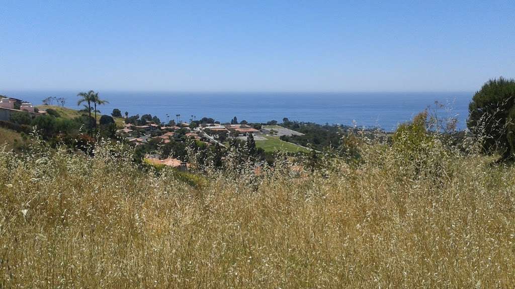 Rico Place Park | 1689 Rico Pl, Palos Verdes Estates, CA 90274, USA