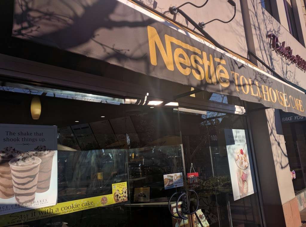 Nestle Toll House Cafe | 24305 Town Center Dr #100, Valencia, CA 91355, USA | Phone: (661) 253-9613