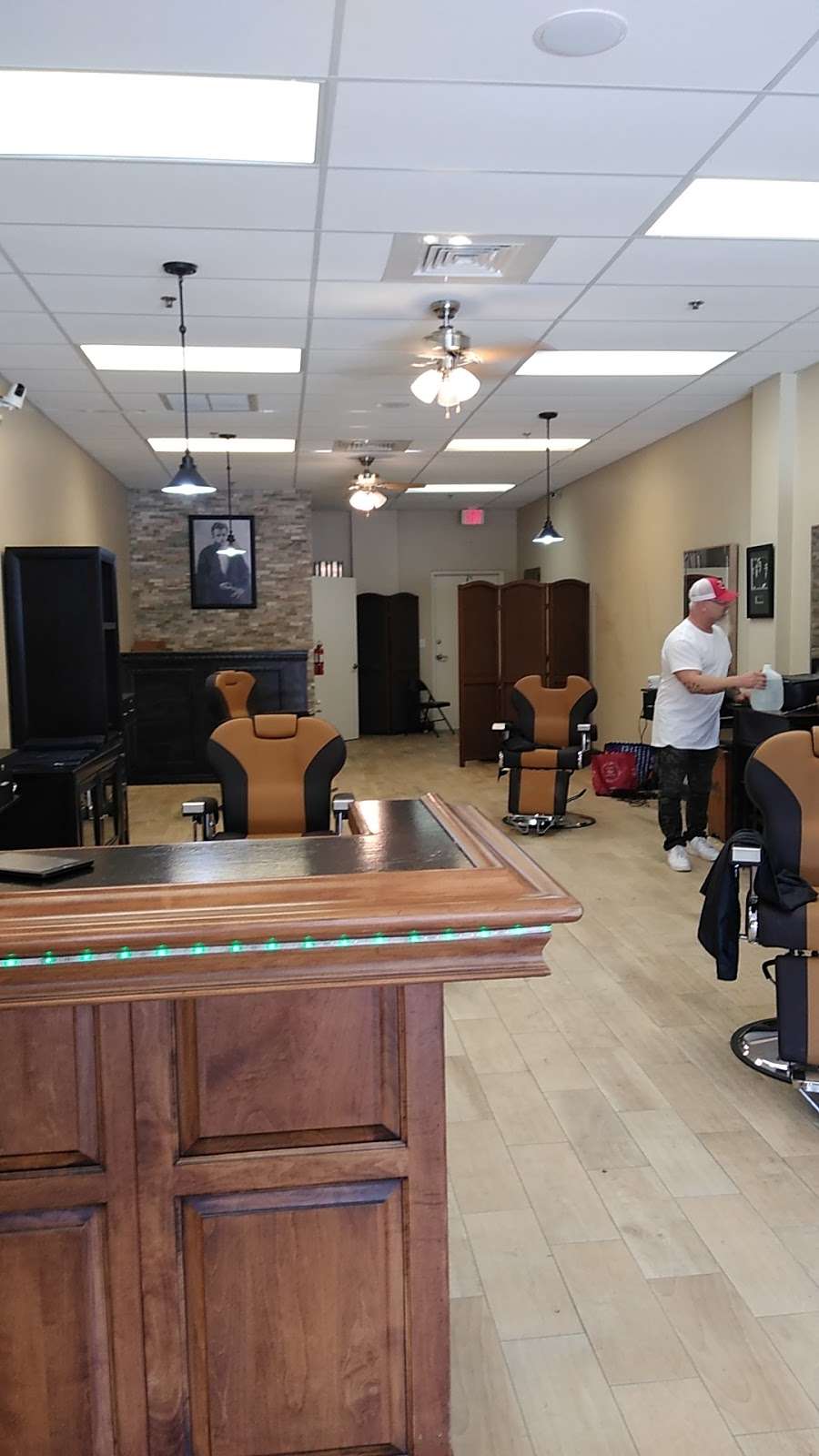 Jerrys Barber Shop | 9270 W Indiantown Rd, Jupiter, FL 33478, USA | Phone: (561) 529-3141 Jerrys Barber Shop | 9270 W Indiantown Rd, Jupiter, FL 33478, USA | Phone: (561) 529-3141