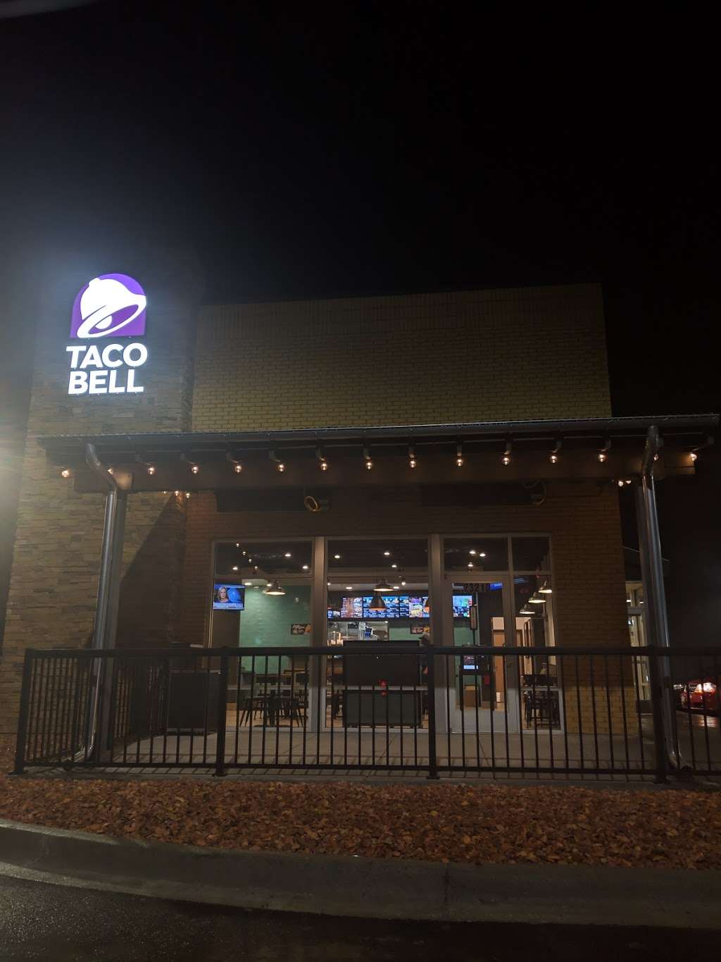 Taco Bell | 23210 Volbrecht Rd, Crete, IL 60417 | Phone: (708) 277-9151