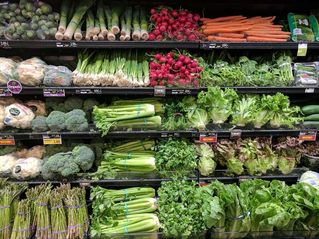 Food Lion | 15432 Rogers Clark Blvd, Bowling Green, VA 22427, USA | Phone: (804) 633-5543
