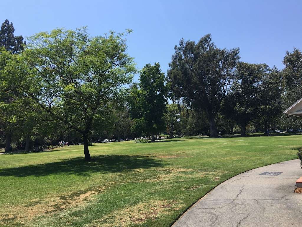 Holmby Park | Los Angeles, CA 90024, USA | Phone: (310) 836-1040