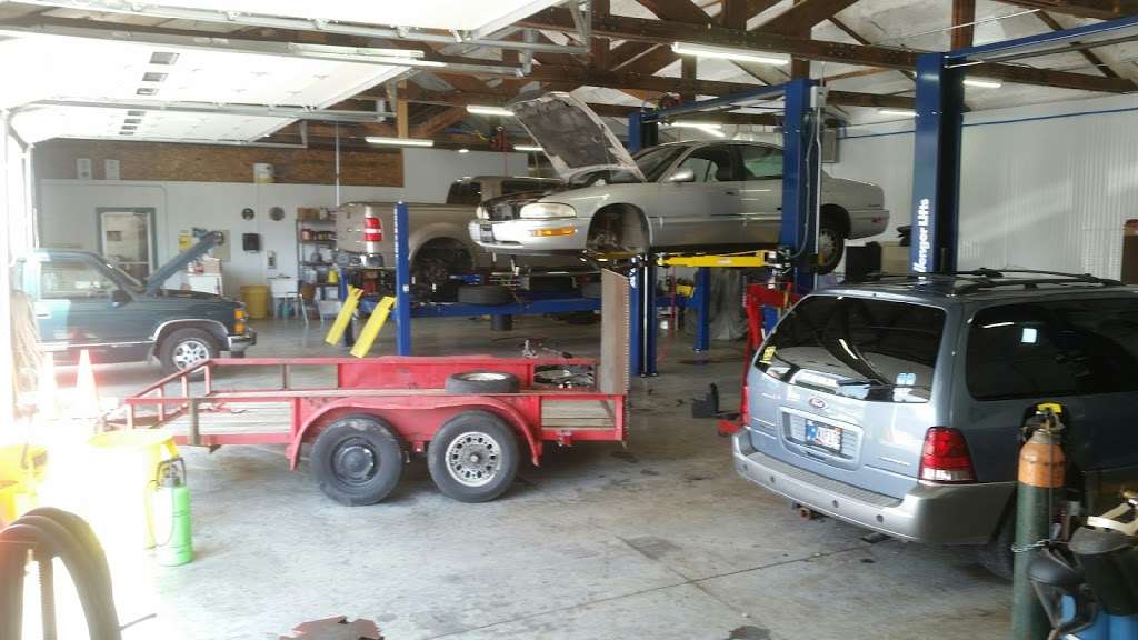 D&D AUTO and TOWING | 22 Tennessee St, Clayton, IN 46118, USA | Phone: (317) 539-4196