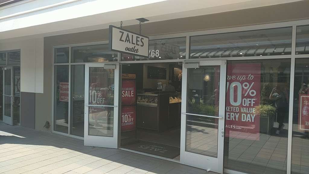 Zales Outlet | 2768 Livermore Outlets Dr, Livermore, CA 94551, USA | Phone: (925) 273-9487