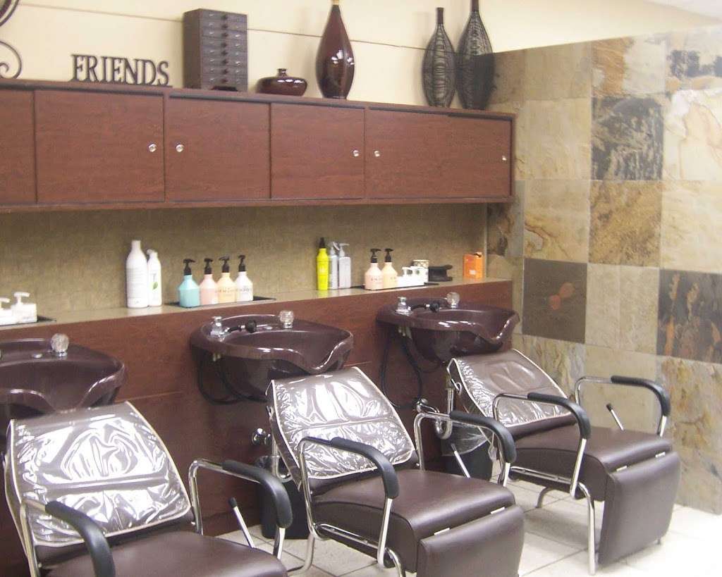 Friends Salon | 32382 Del Obispo St, San Juan Capistrano, CA 92675 | Phone: (949) 495-4947