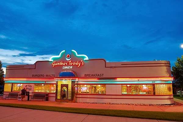Gunther Toodys Diner | 3050, 8266 W Bowles Ave, Littleton, CO 80123, USA | Phone: (303) 932-1957