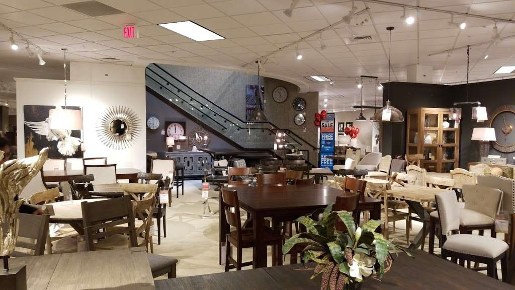 Star Furniture | 18107 North Fwy, Houston, TX 77090, USA | Phone: (281) 440-3330