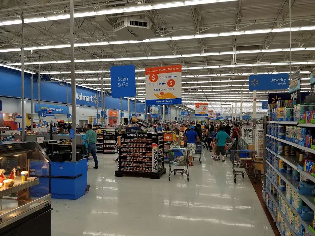 Walmart Supercenter | 1521 N Cockrell Hill Rd, Dallas, TX 75211 | Phone: (214) 330-7249