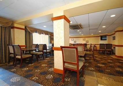 Quality Inn & Suites | 3671 Street Rd, Bensalem, PA 19020 | Phone: (215) 245-0111