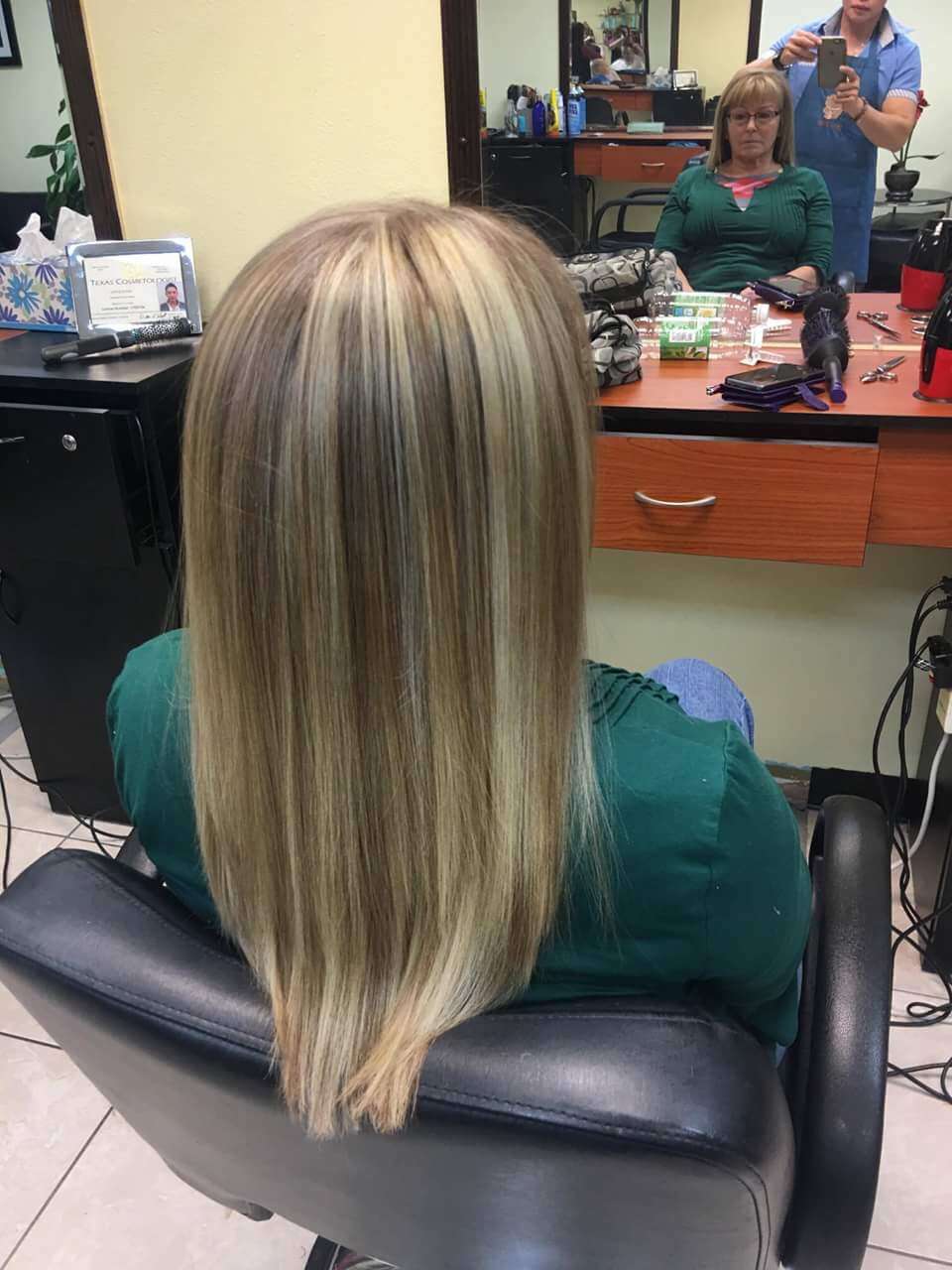 Hair Salon in Webster, Texas | 400 Bay Area Blvd, Webster, TX 77598, USA | Phone: (346) 218-4447