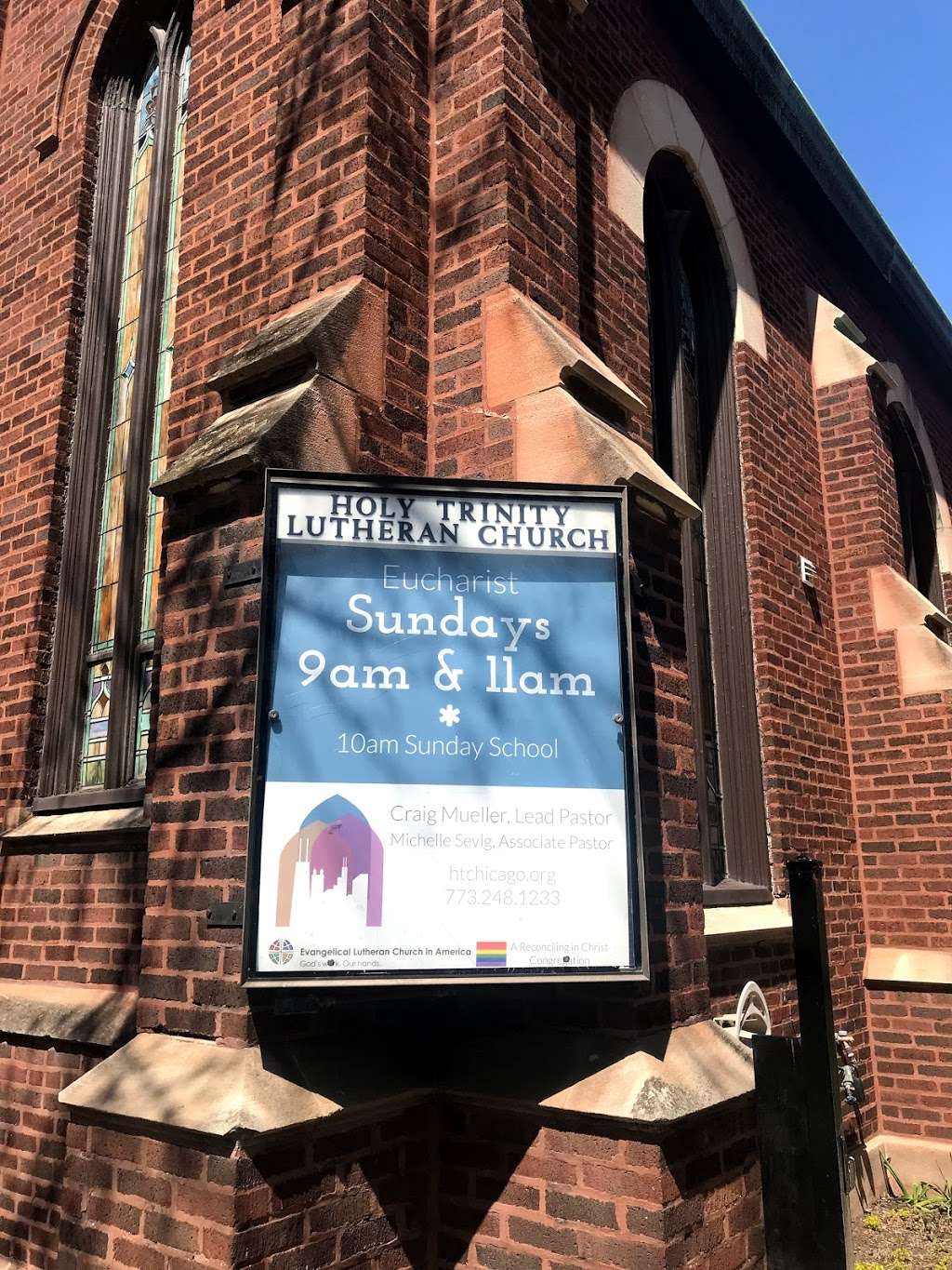 Holy Trinity Lutheran Church | 1218 W Addison St, Chicago, IL 60613, USA | Phone: (773) 248-1233