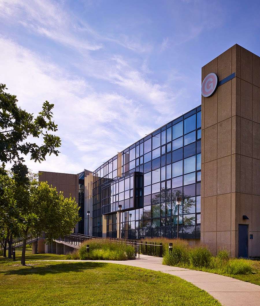 1 University Parkway University Park Illinois 60484 0975 University Poin