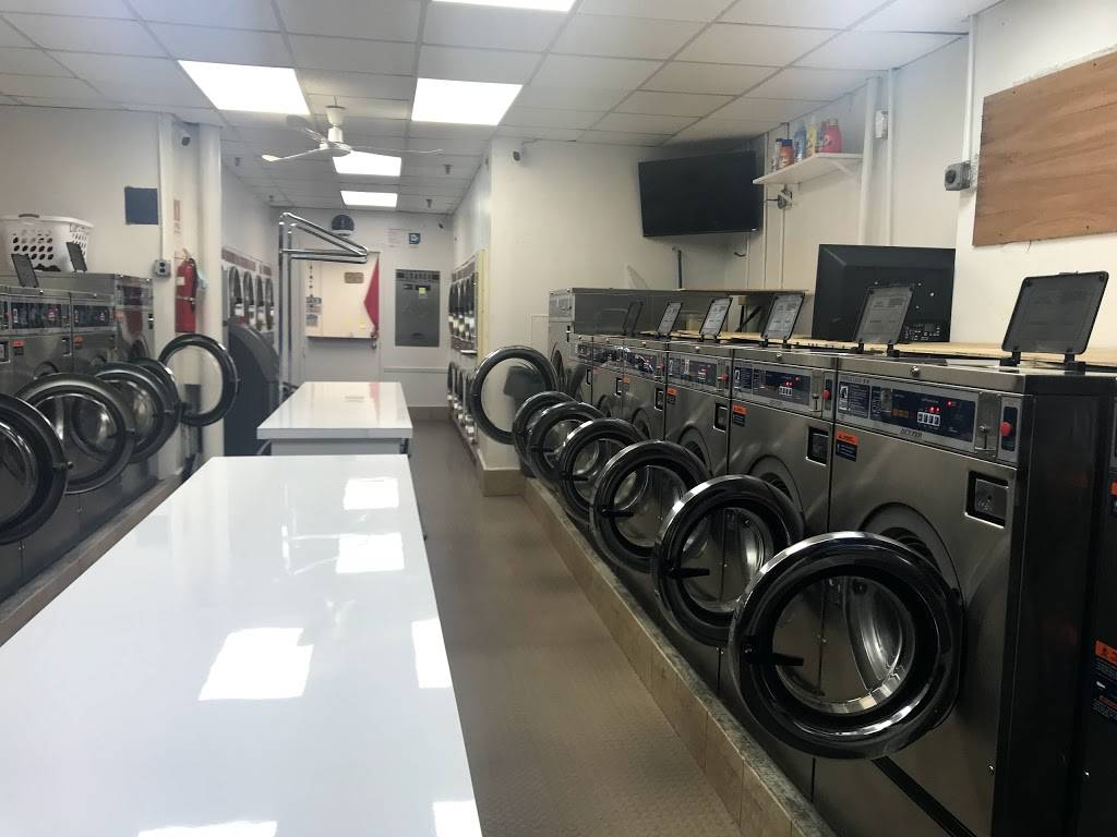 Barriales Laundromat | 35-02 28th Ave, Long Island City, NY 11103, USA | Phone: (718) 433-9833