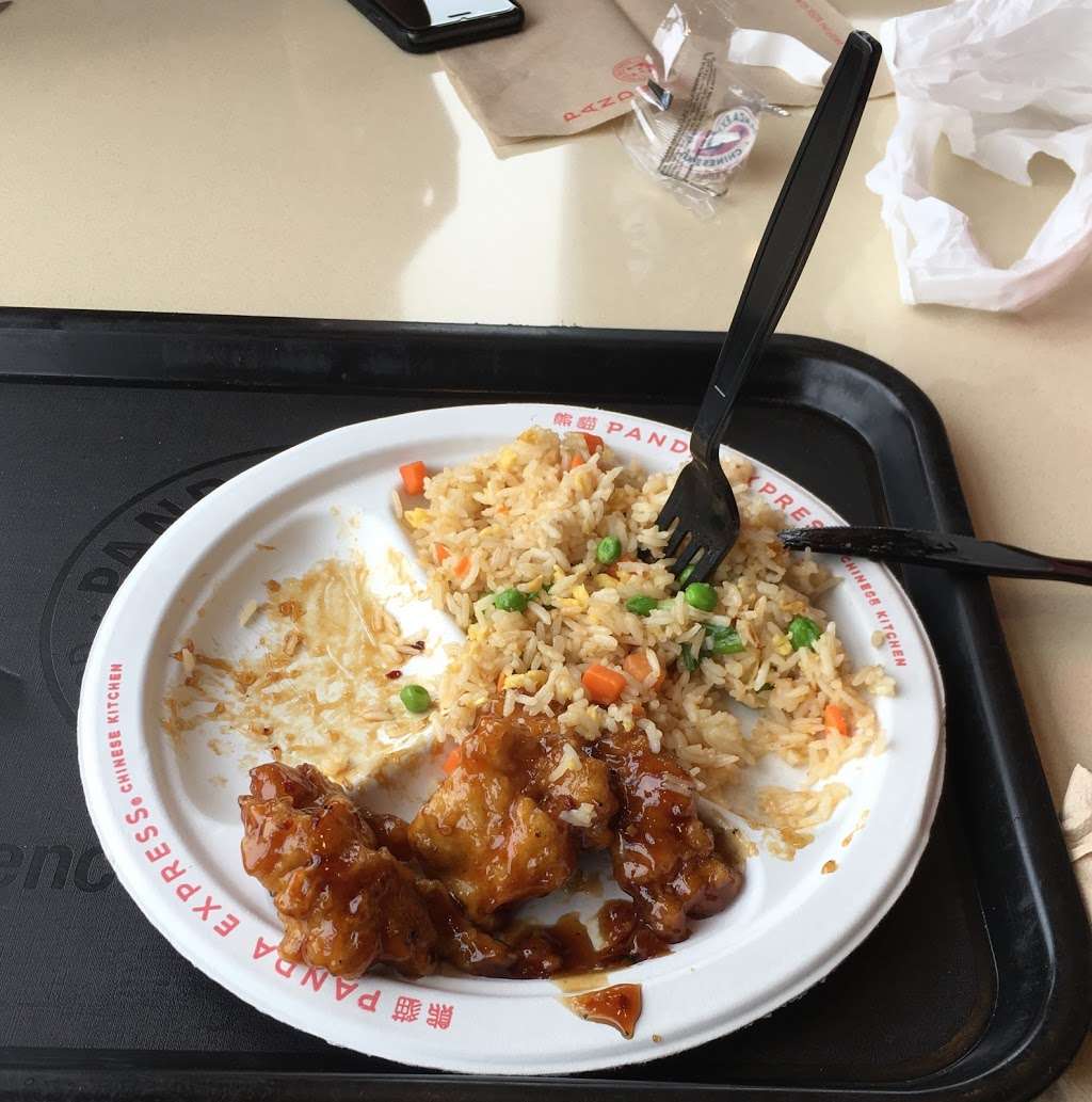 Panda Express | 1255 Raritan Rd, Clark, NJ 07066, USA | Phone: (732) 882-1720