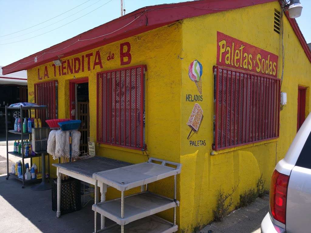 La Tiendita De B | 16309 Merrill Ave suite A, Fontana, CA 92335, USA