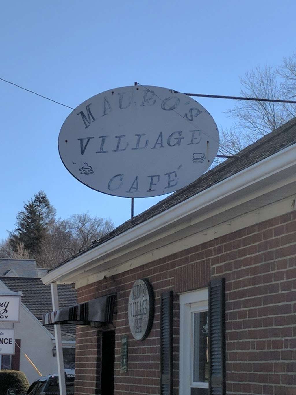 Mauros Village Cafe Inc | 2 Main St, Southborough, MA 01772, USA | Phone: (508) 485-8730