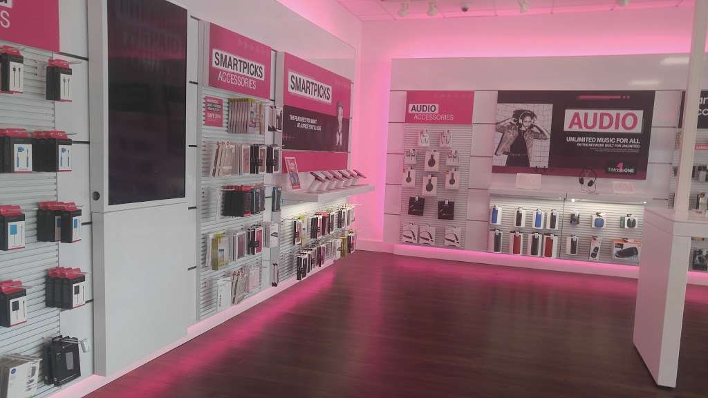 T-Mobile | 68 Washington St, Attleboro, MA 02703, USA | Phone: (508) 915-6117