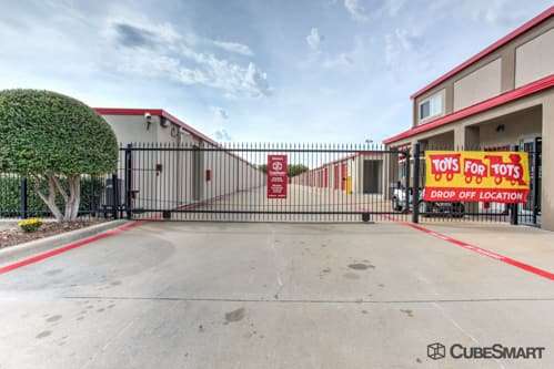 CubeSmart Self Storage | 17613 Coit Rd, Dallas, TX 75252, USA | Phone: (972) 248-9900