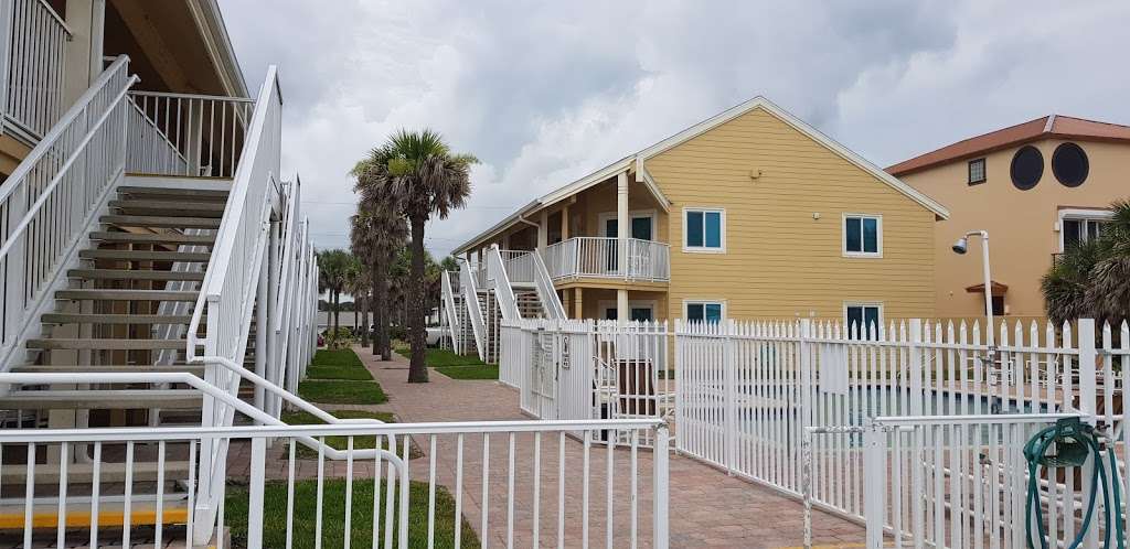 Ocean Sands Beach Club | 3301 Hill St, New Smyrna Beach, FL 32169, USA | Phone: (386) 427-1151