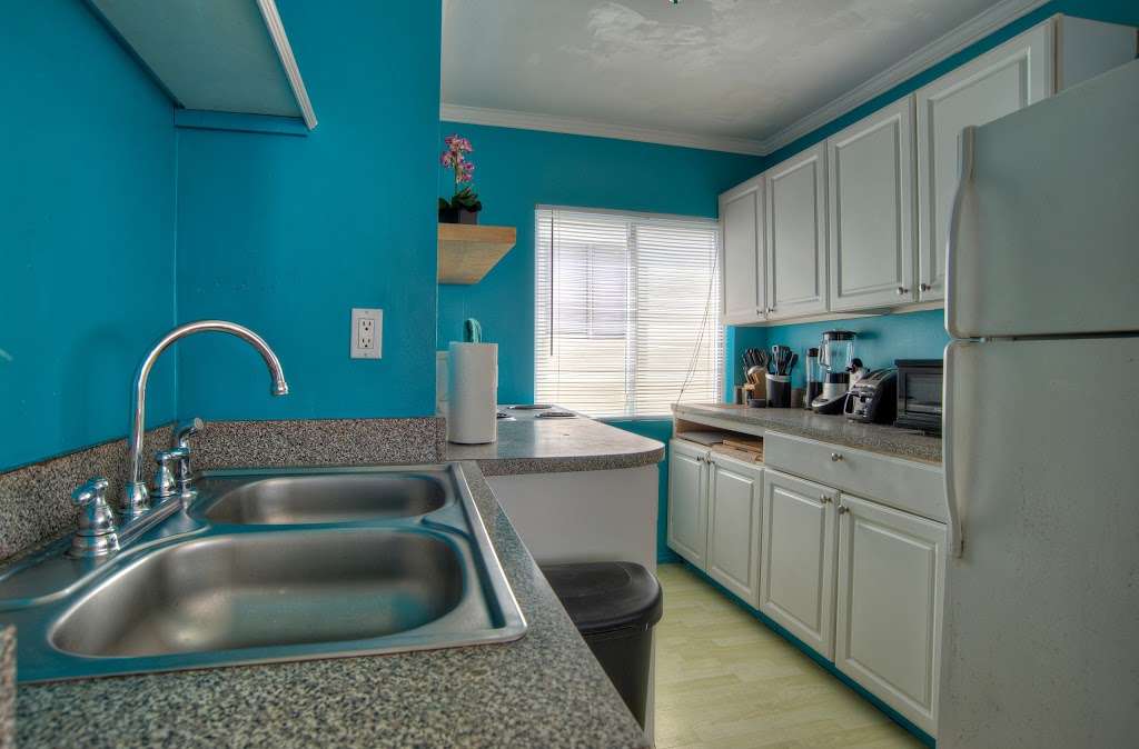 Mission Surf Vacation Rentals | 3364-3370 Mission Blvd, San Diego, CA 92109, USA | Phone: (858) 228-4999