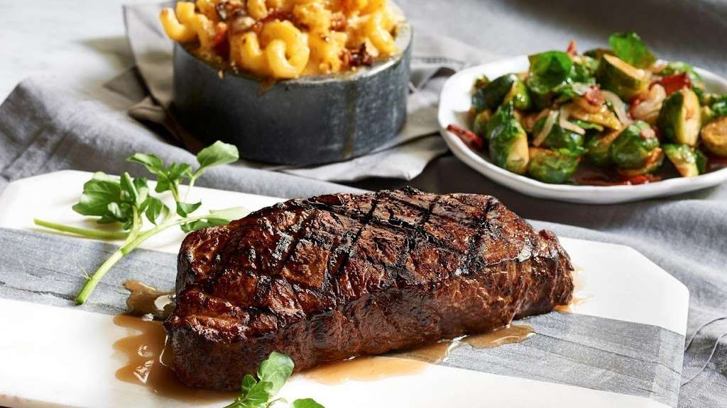 Mortons The Steakhouse | 1470 McConnor Pkwy, Schaumburg, IL 60173 | Phone: (847) 413-8771