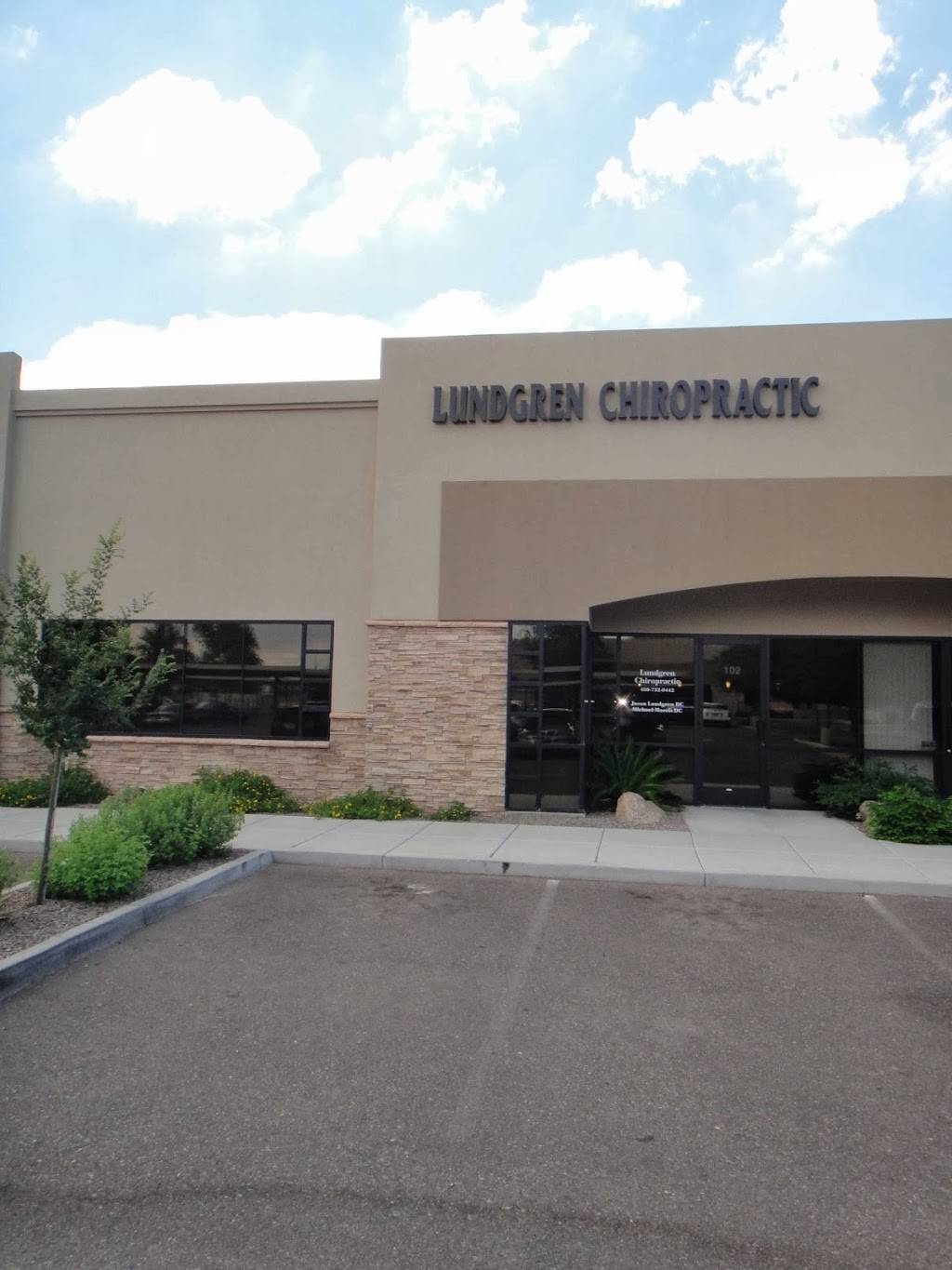 Lundgren Chiropractic | 805 E Warner Rd, Chandler, AZ 85225, USA | Phone: (480) 732-0442