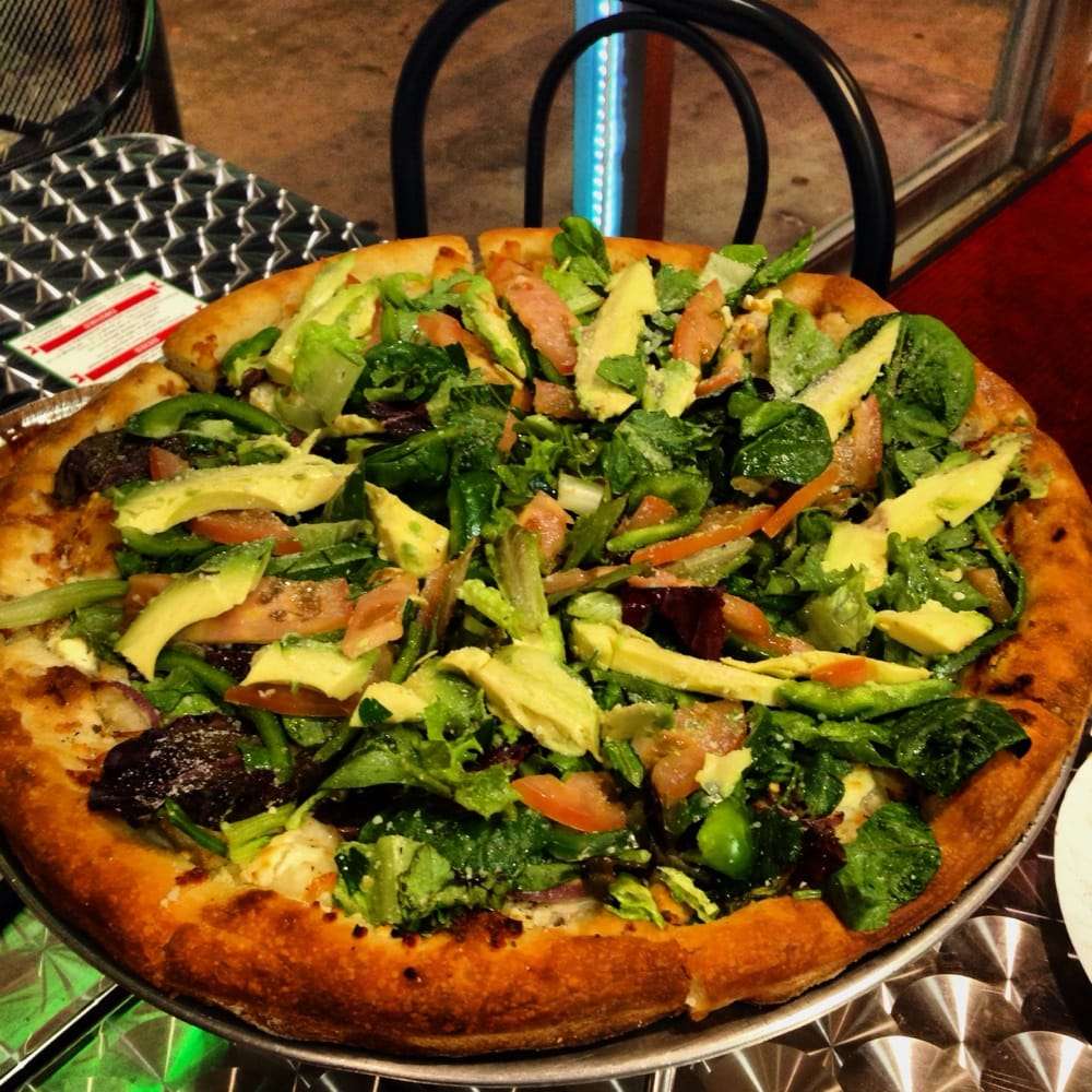 Padrinos Pizza | 13328 Burbank Blvd, Sherman Oaks, CA 91401, USA | Phone: (818) 582-3222