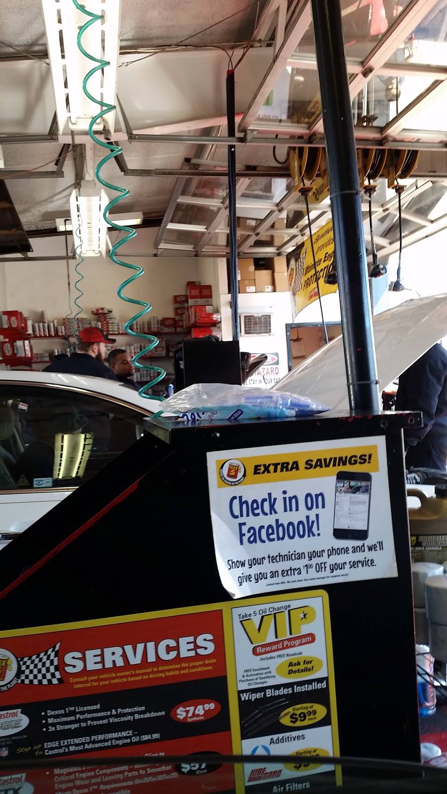 Take 5 Oil Change | 7808 Bluebonnet Blvd, Baton Rouge, LA 70810, USA | Phone: (225) 224-8605