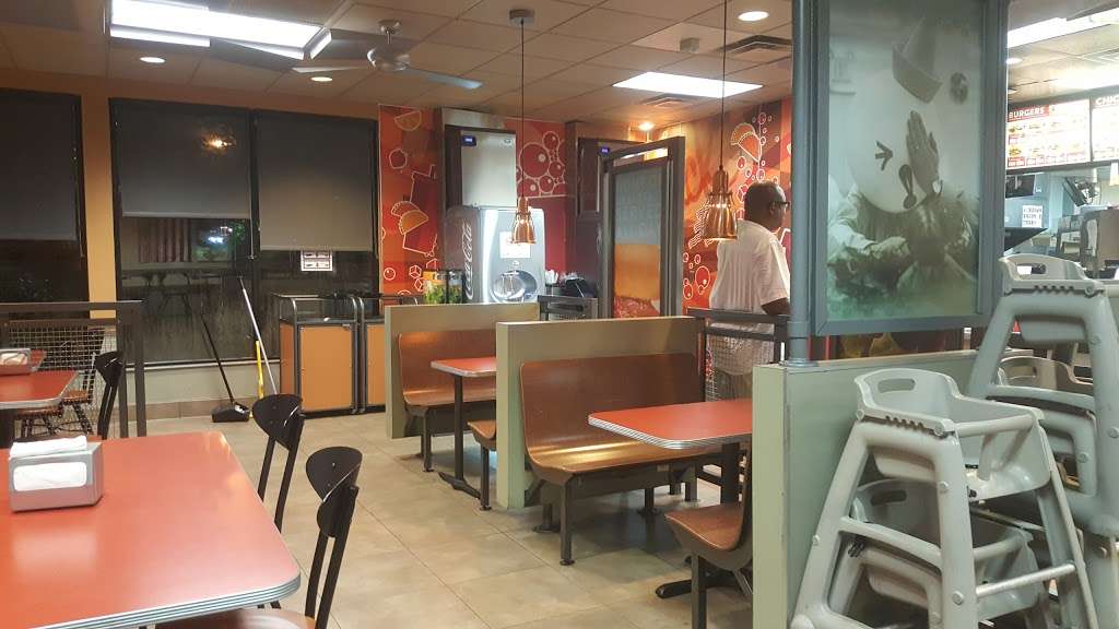 Jack in the Box | 2021 S Buckner Blvd, Dallas, TX 75217, USA | Phone: (214) 391-7555