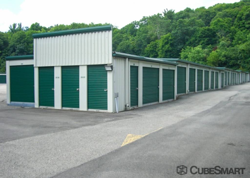 CubeSmart Self Storage | 180 Camp Horne Rd, Pittsburgh, PA 15202, USA | Phone: (412) 761-1335
