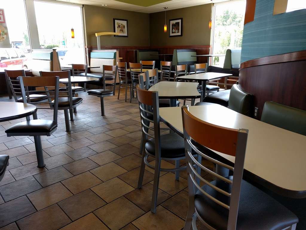 McDonalds | 18881 Laporte Rd, New Buffalo, MI 49117, USA | Phone: (269) 469-1924