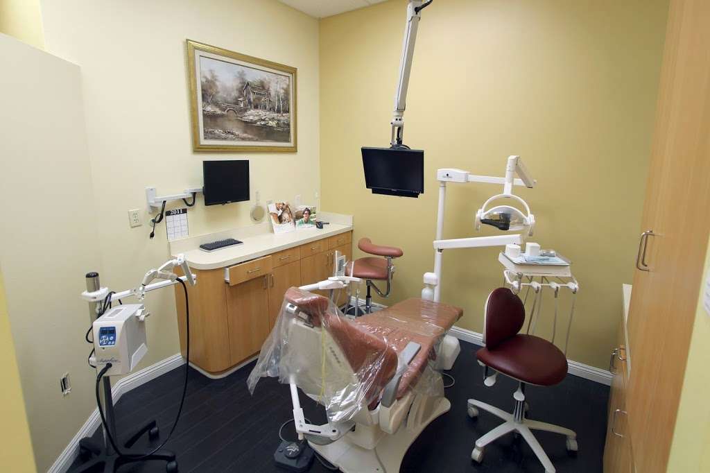 Upland Dental Aesthetics & Orthordontics | 121 W Foothill Blvd #E, Upland, CA 91786, USA | Phone: (909) 982-9800